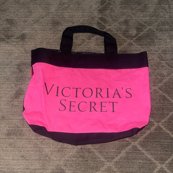 PINK Victoria's Secret Other - Brand new large Victoria’s Secret tote
